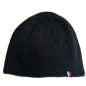 Tommy Hilfiger Men's Black Fleece-Lined Winter Beanie Knit Hat